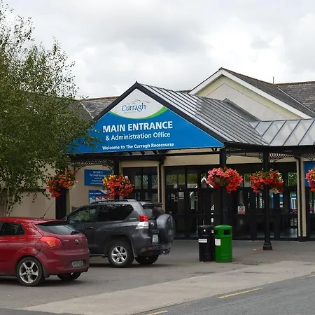 منزل للإقامة Kilcullen Home Stay *
